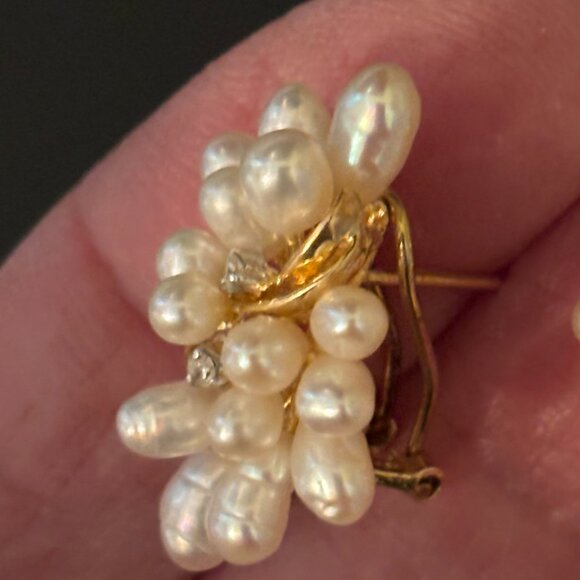 Fresh Water Pearl Cluster Earrings - Picture 7 of 13